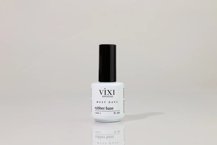 BASE TRANSPARENTE POUR ONGLES – MUST HAVE
