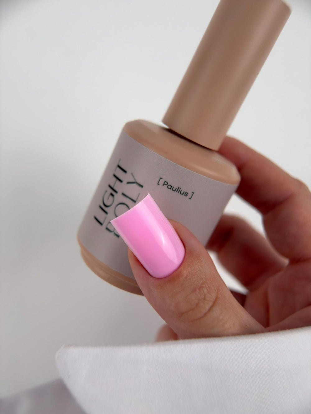 UV LIGHT POLY – polygel liquide pour ongles [Paulius] 30 ml
